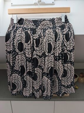 Pistache Pleated Skirt